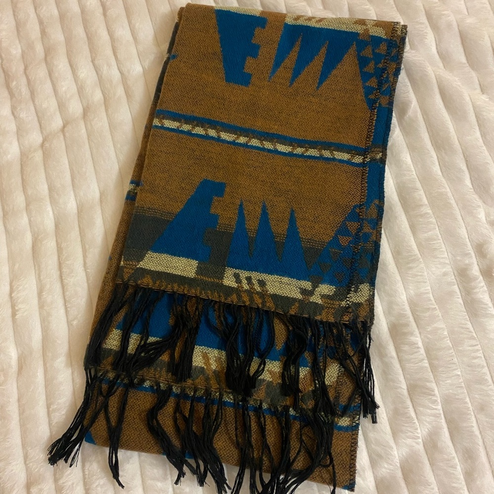 💙 Brown and Blue Geometric Patterned Scarf